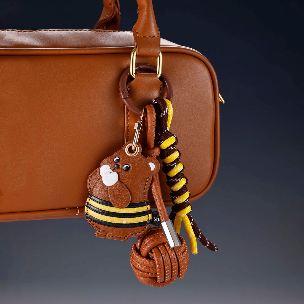 BEE BEAR CHARM