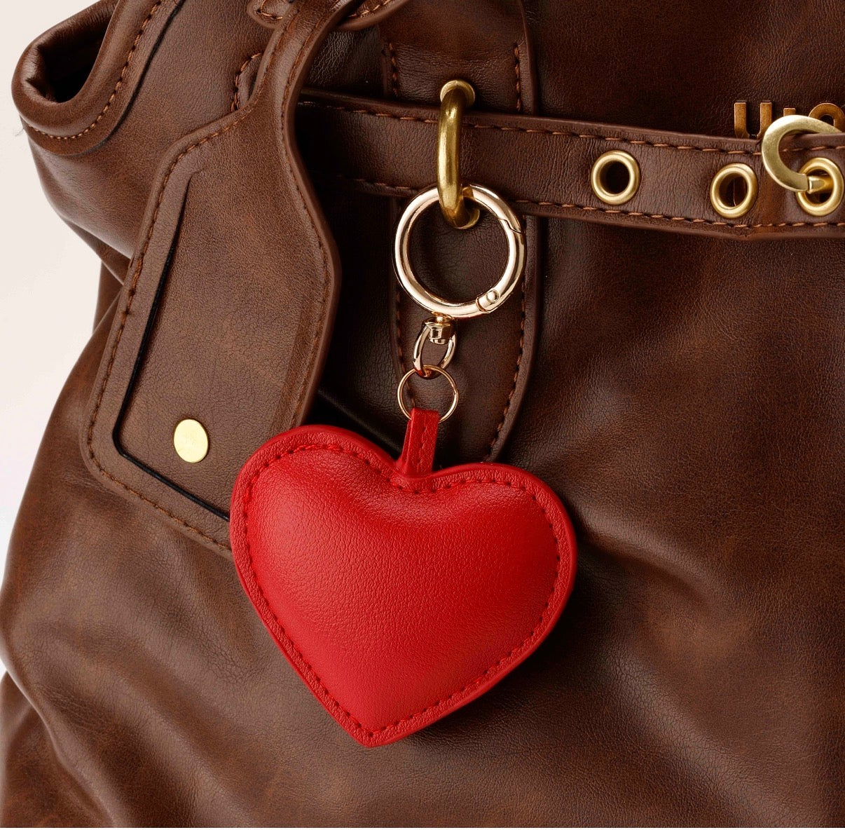 Single heart charm