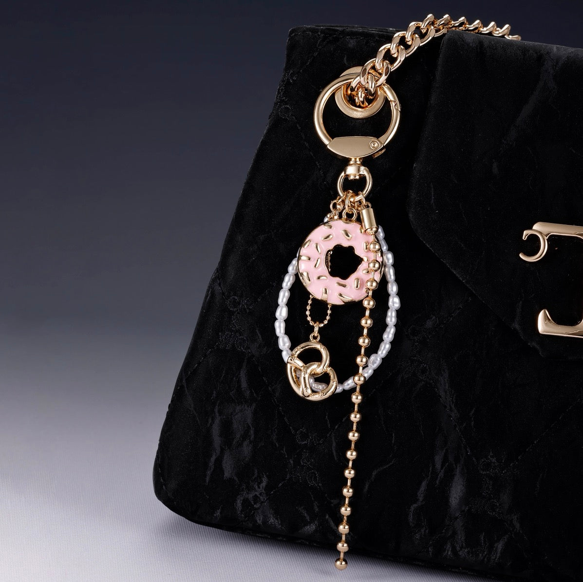 Donut charm
